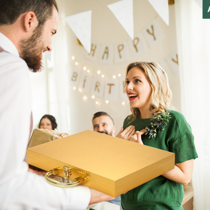 Juego de cubiertos dorado de acero inoxidable